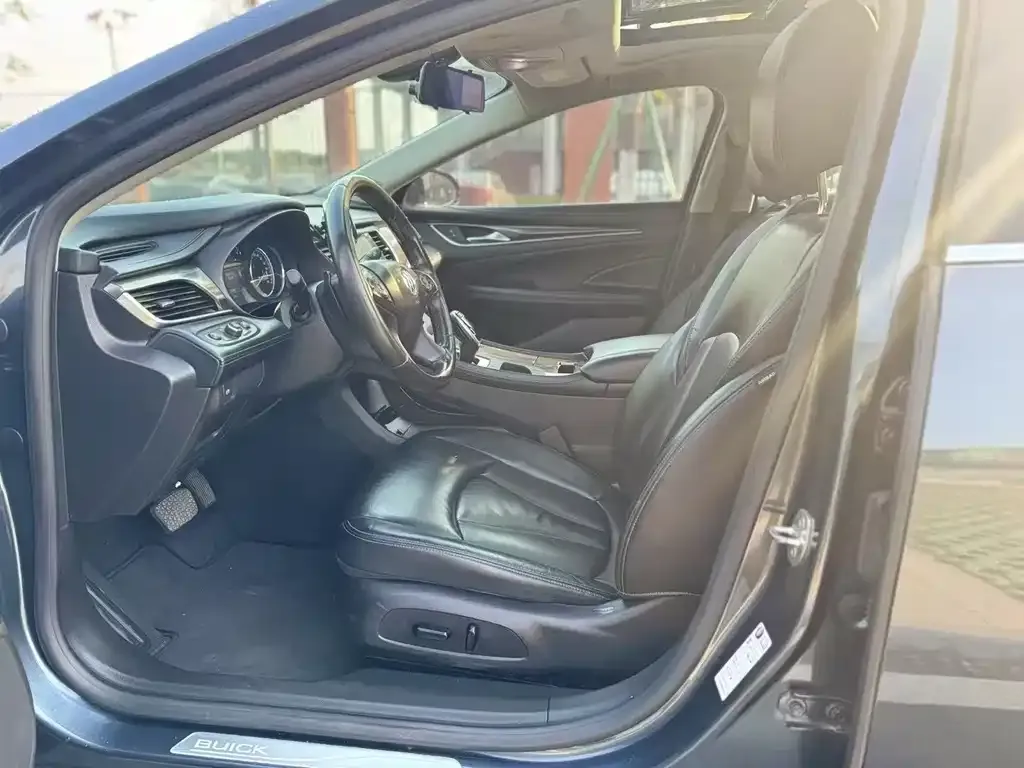 Buick LaCrosse 2021 из CN, фото 5