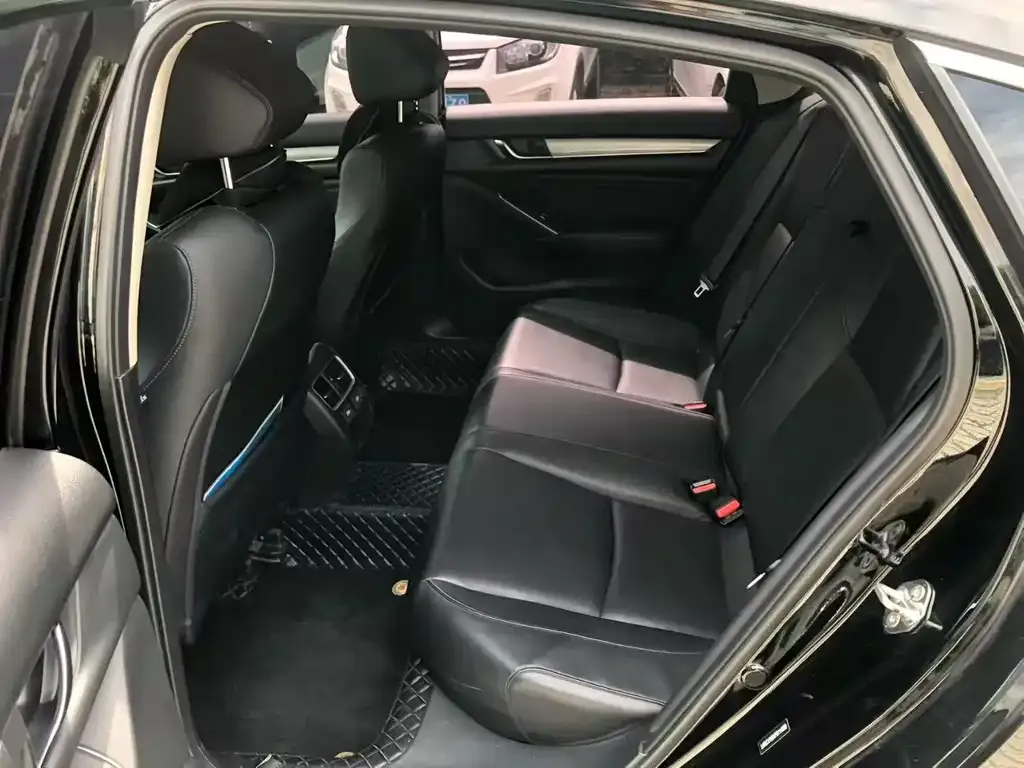 Honda Accord 2022 из CN, фото 9