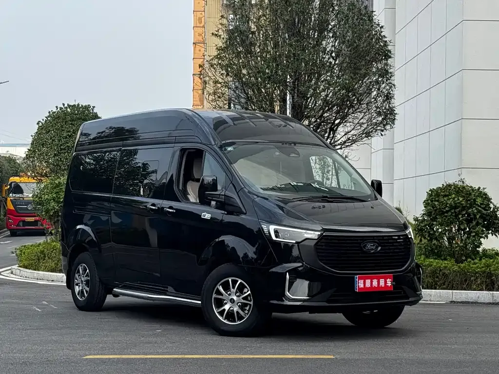 Ford Transit 2023 из CN, фото 3