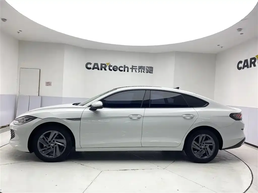 Volkswagen Lamando 2024 из CN, фото 4