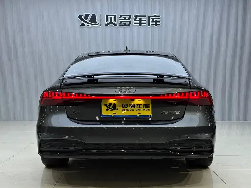 Audi A7 2024 из CN, фото 4