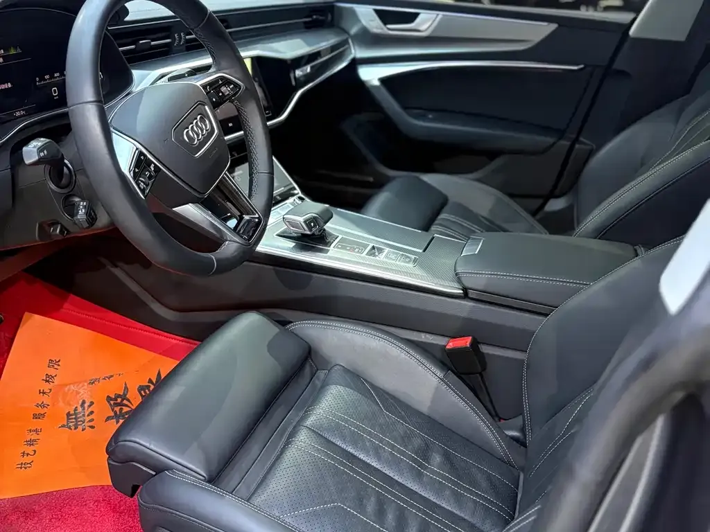 Audi A7 2024 из CN, фото 6