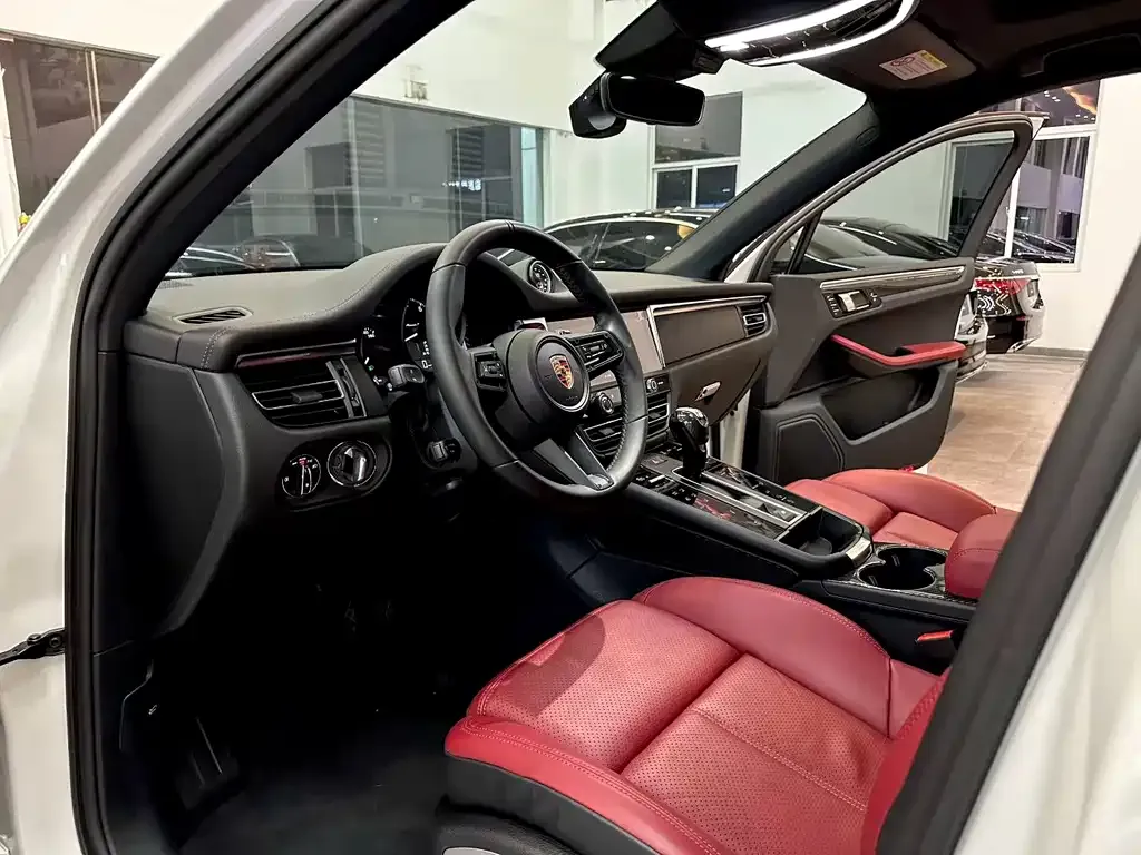 Porsche Macan 2023 из CN, фото 6