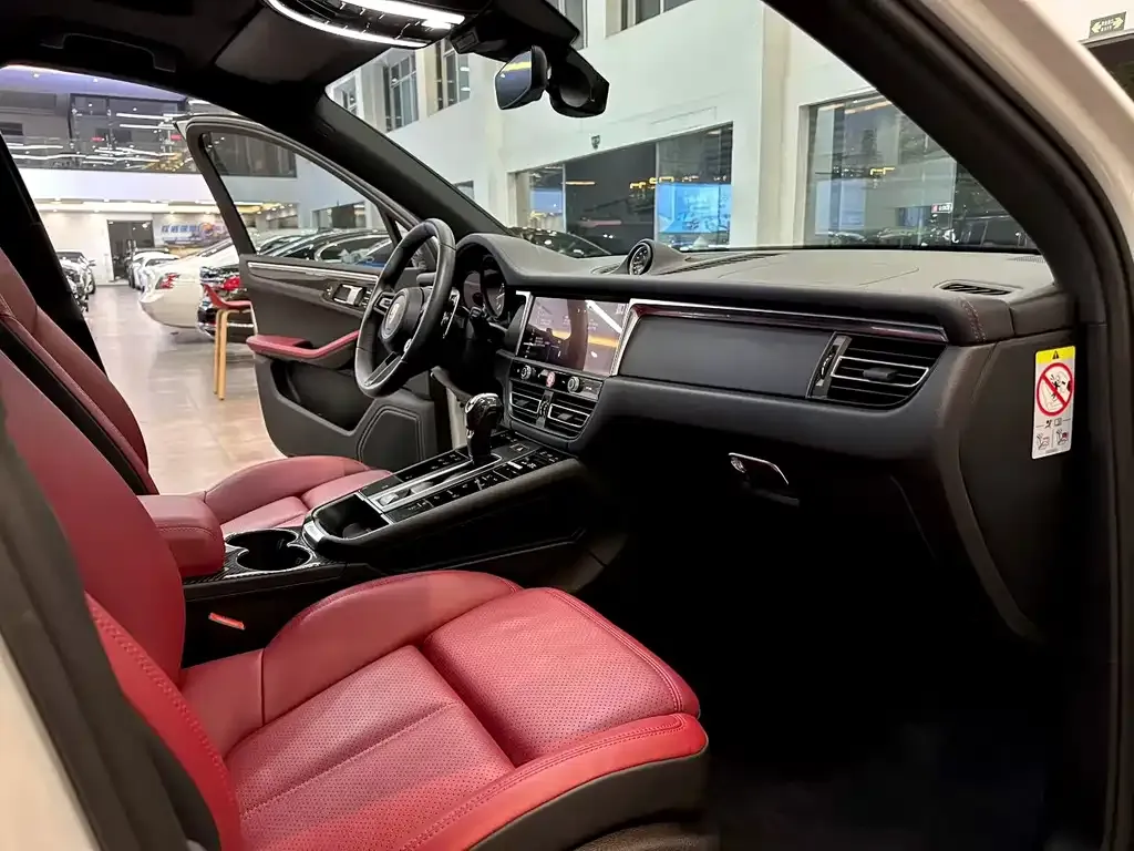 Porsche Macan 2023 из CN, фото 8