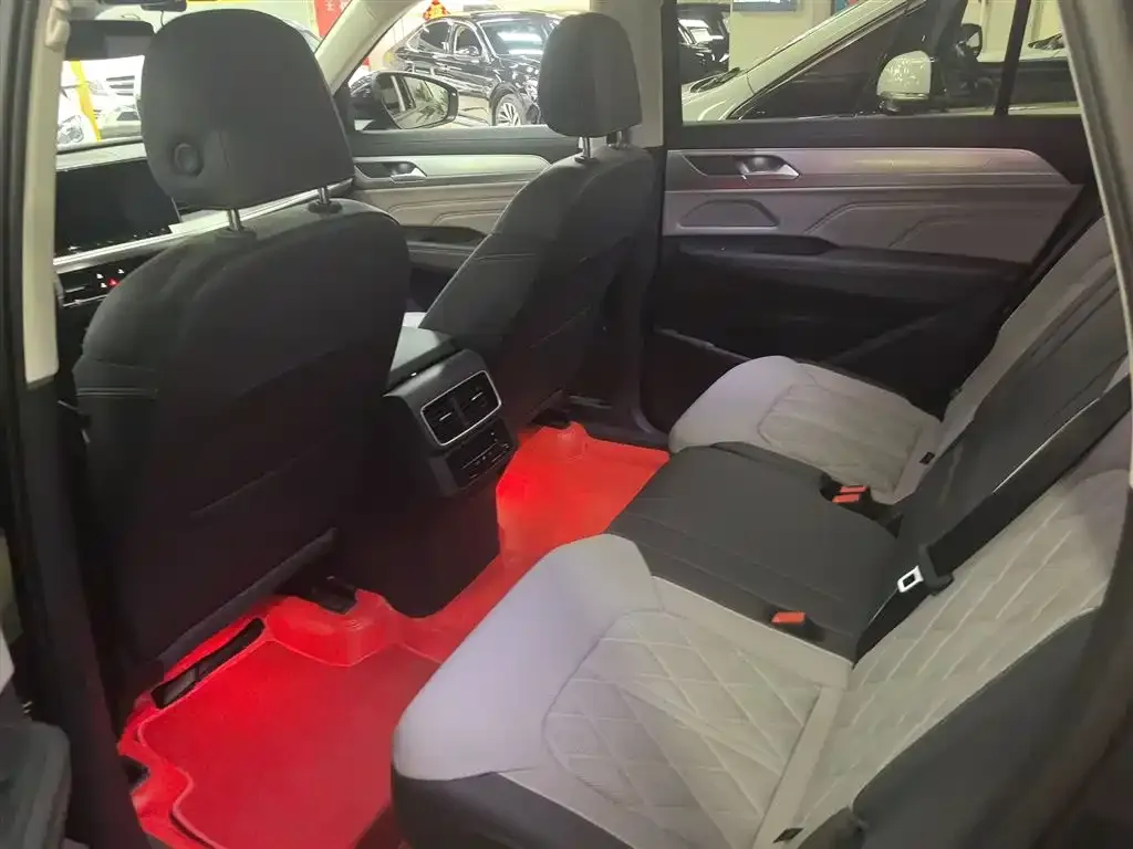 Volkswagen Tavendor 2024 из CN, фото 9