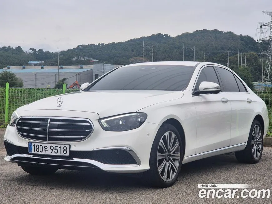 Mercedes-Benz E-Class 2023 из KR, фото 2