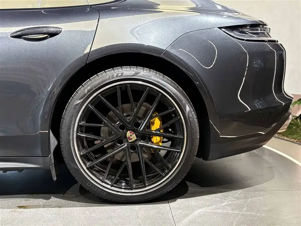 Porsche Panamera 2023 из CN, фото 7
