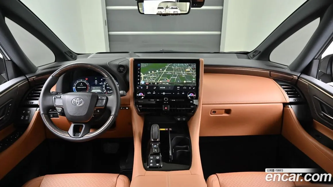 Toyota Alphard — фото 7