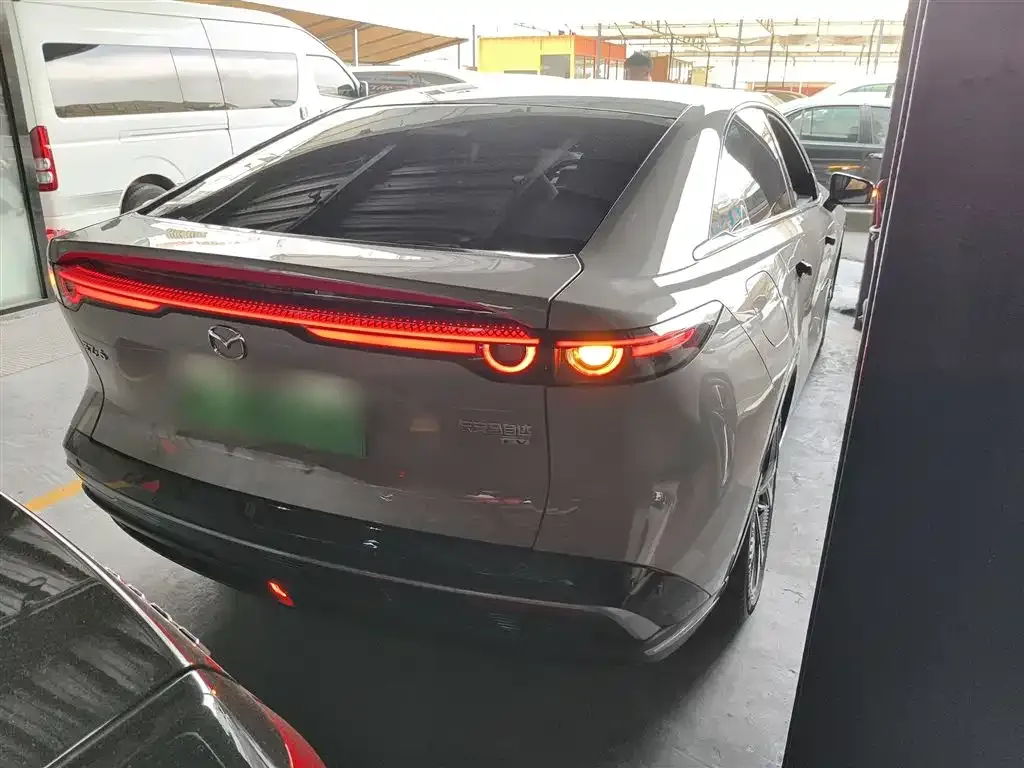 Mazda EZ-6 2024 из CN, фото 7
