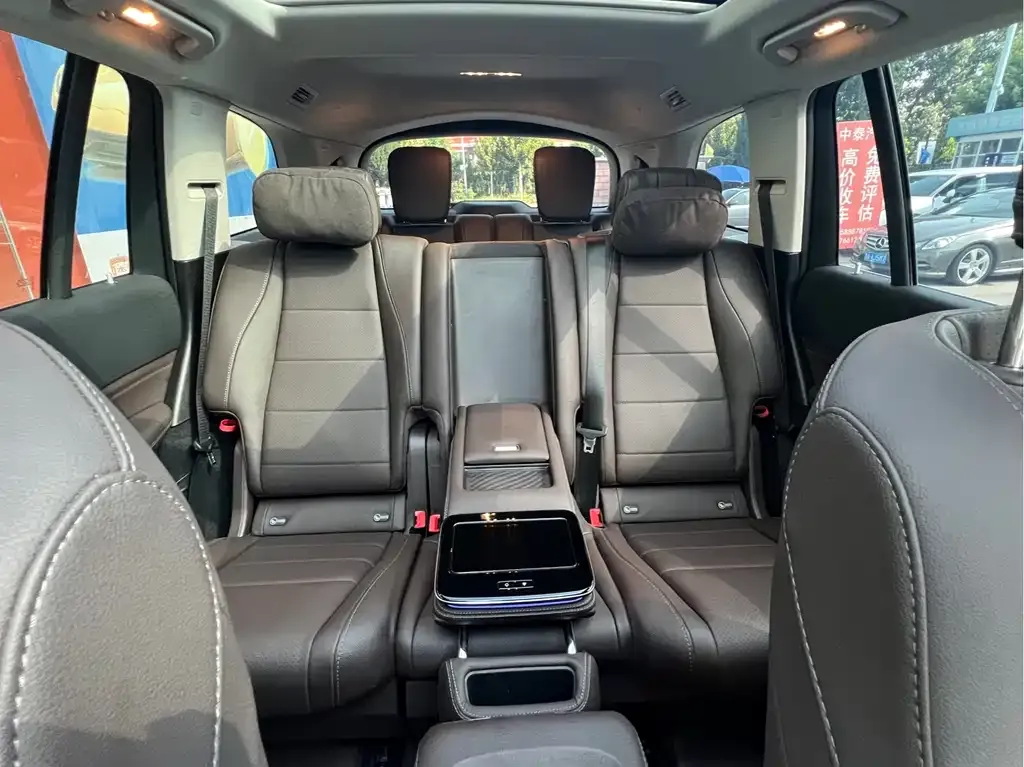 Mercedes-Benz GLS 2023 из CN, фото 9
