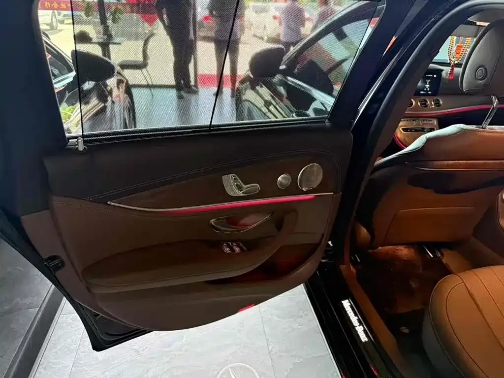 Mercedes-Benz E-Class 2023 из CN, фото 3