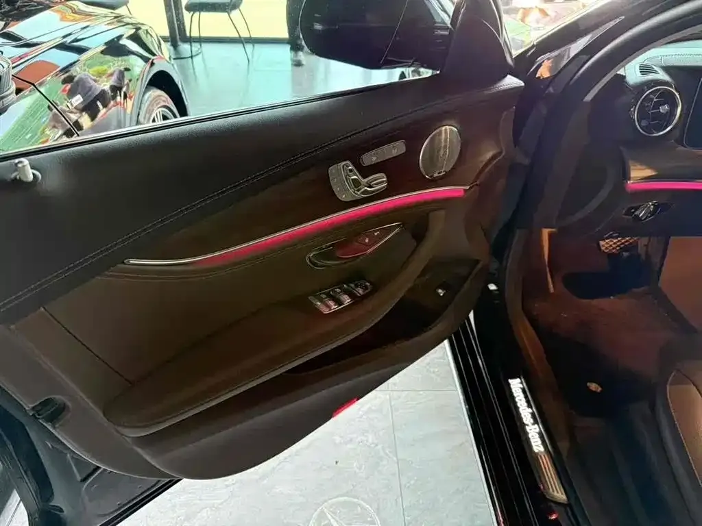 Mercedes-Benz E-Class 2023 из CN, фото 8