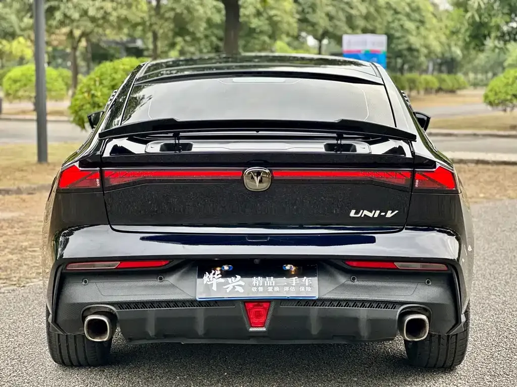 Changan UNI-V 2023 из CN, фото 6
