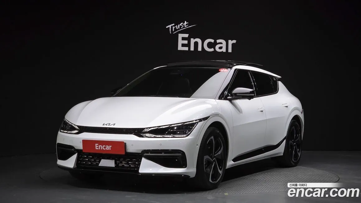 Kia EV6 2023 из KR, фото 1