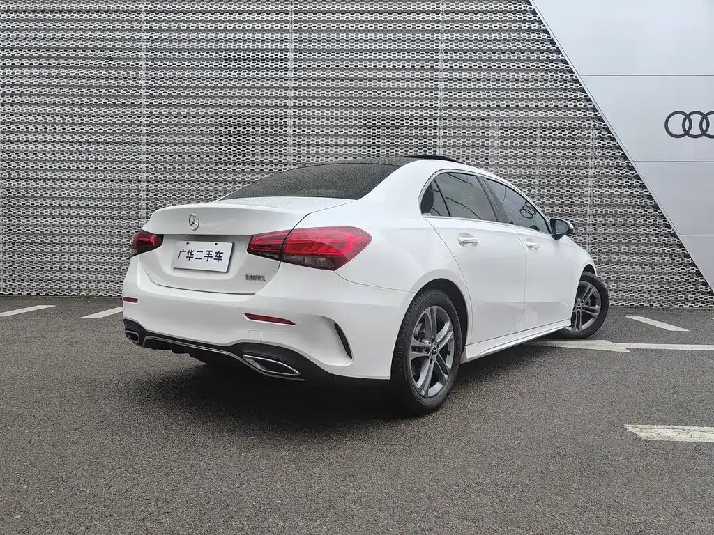 Mercedes-Benz A-Class — фото 8