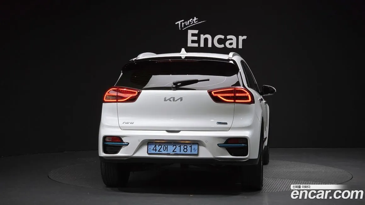 Kia Niro — фото 4