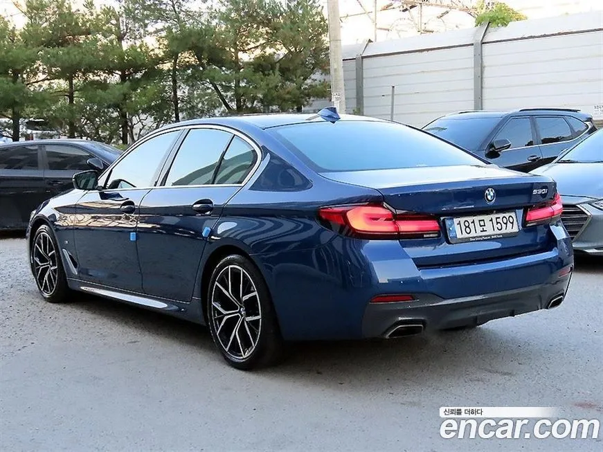 BMW 5-Series 2021 из KR, фото 3