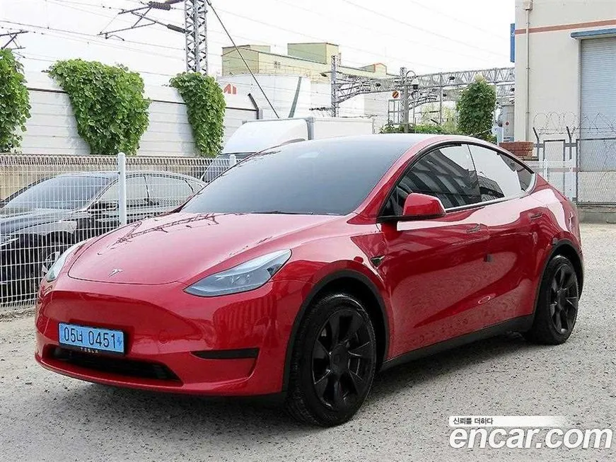 Tesla Model Y 2024 из KR, фото 2