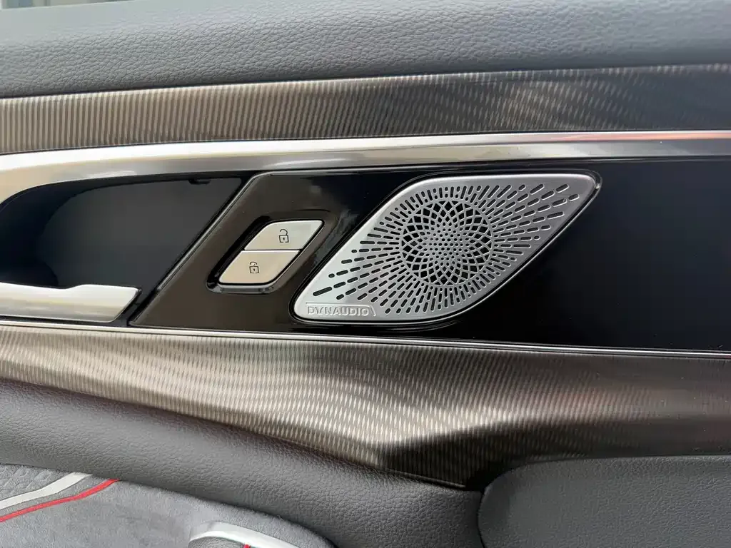 Hongqi H6 2025 из CN, фото 9