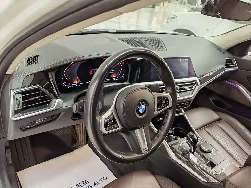 BMW 3 Series — фото 10
