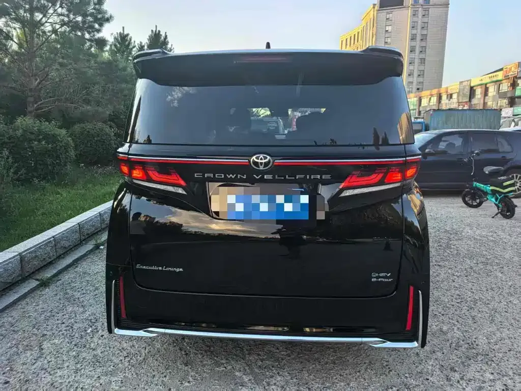 Toyota Vellfire 2023 из CN, фото 3
