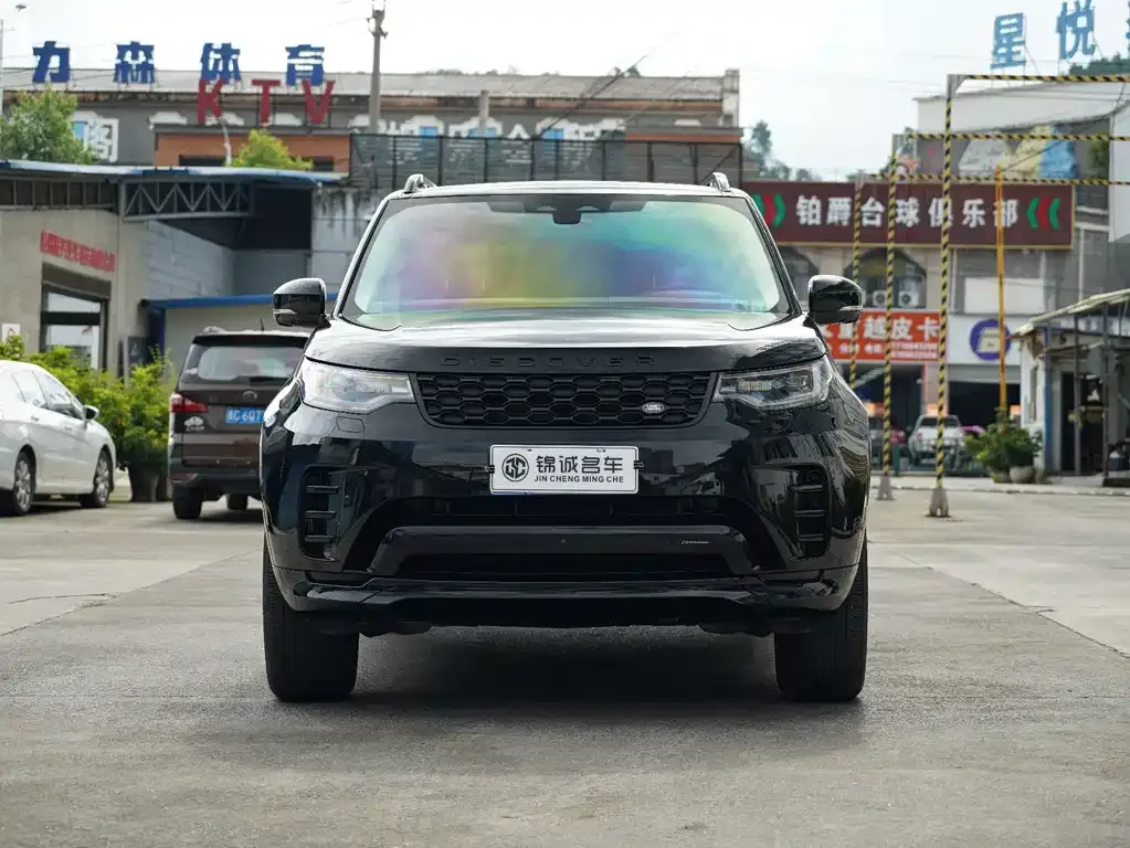 Land Rover Discovery 2023 из CN, фото 2