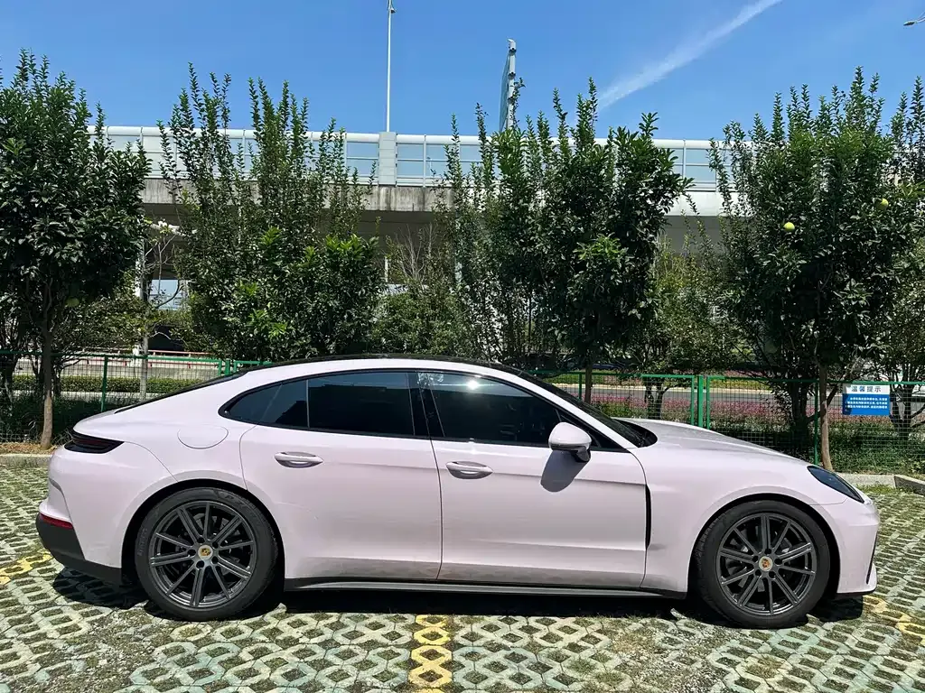 Porsche Panamera 2024 из CN, фото 8
