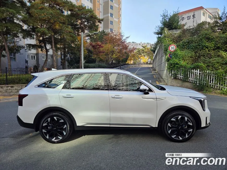 Kia Sorento — фото 3