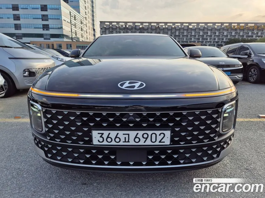 Hyundai Grandeur — фото 1