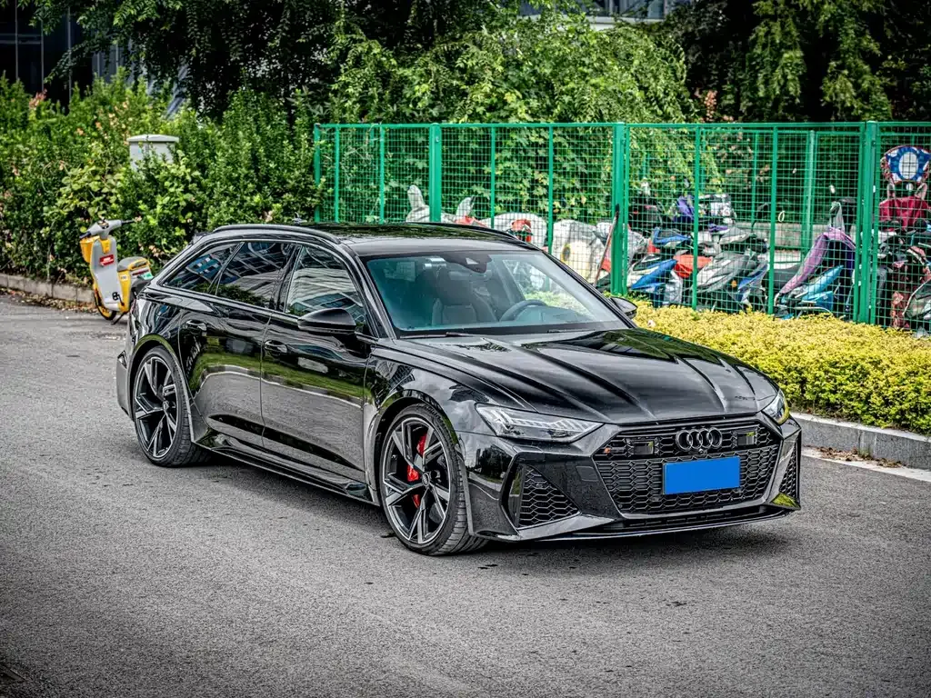 Audi RS 6 2021 из CN, фото 3