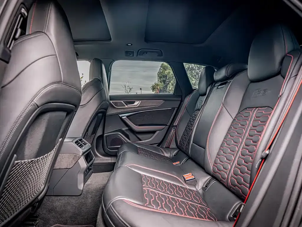 Audi RS 6 2021 из CN, фото 8