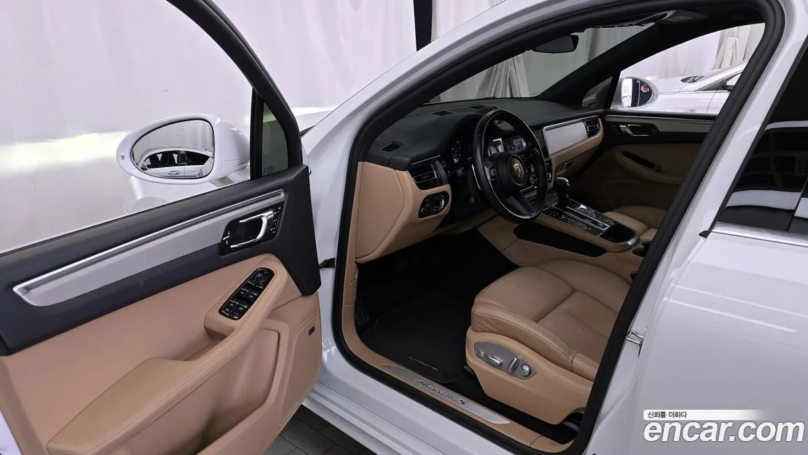 Porsche Macan 2022 из KR, фото 10