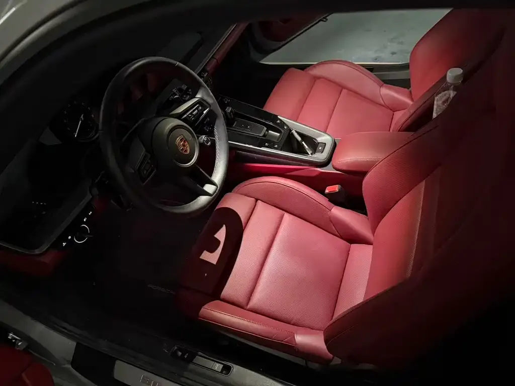 Porsche 911 2024 из CN, фото 8