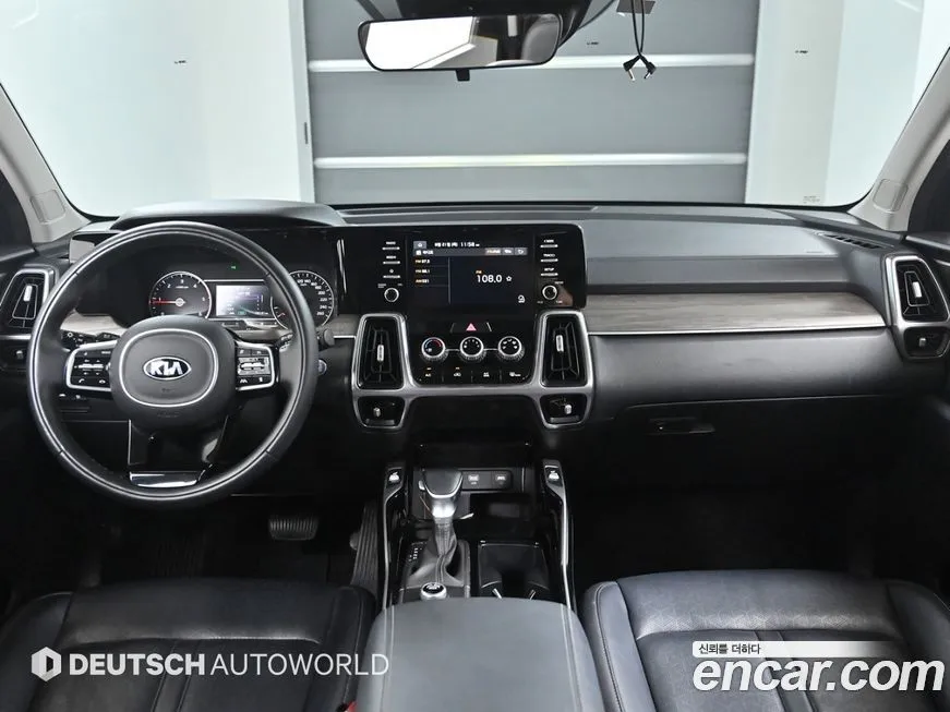 Kia Sorento — фото 7