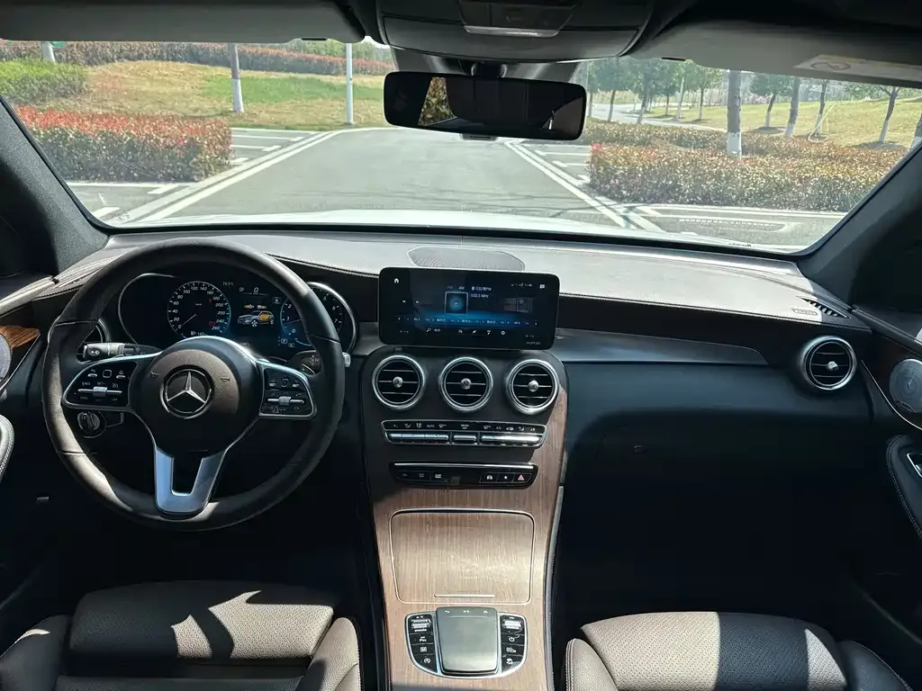 Mercedes-Benz GLC 2021 из CN, фото 9