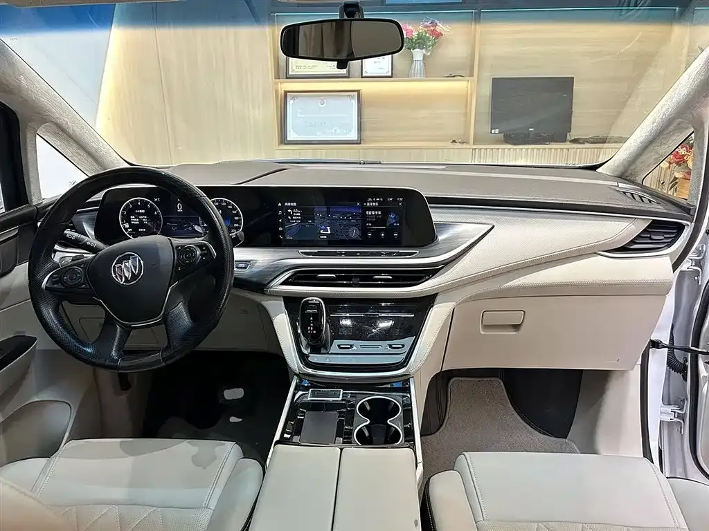 Buick GL8 2022 из CN, фото 10