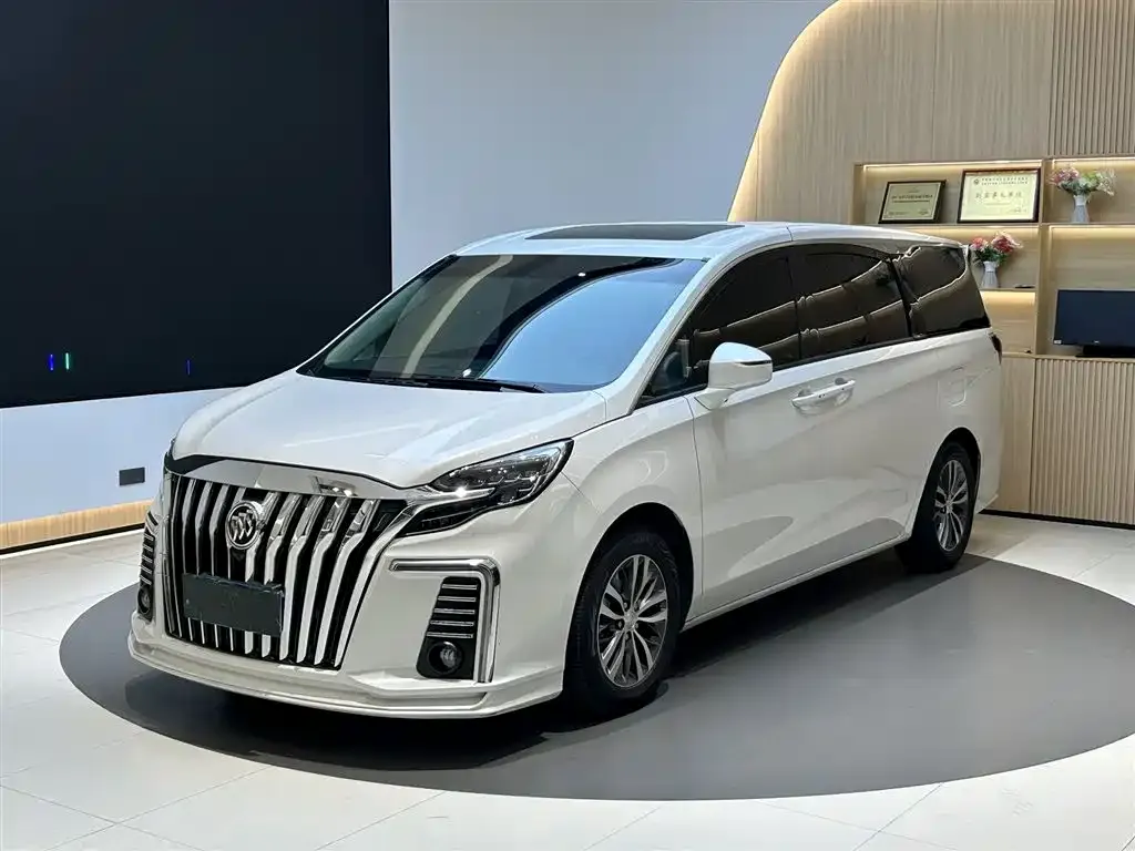 Buick GL8 2022 из CN, фото 2