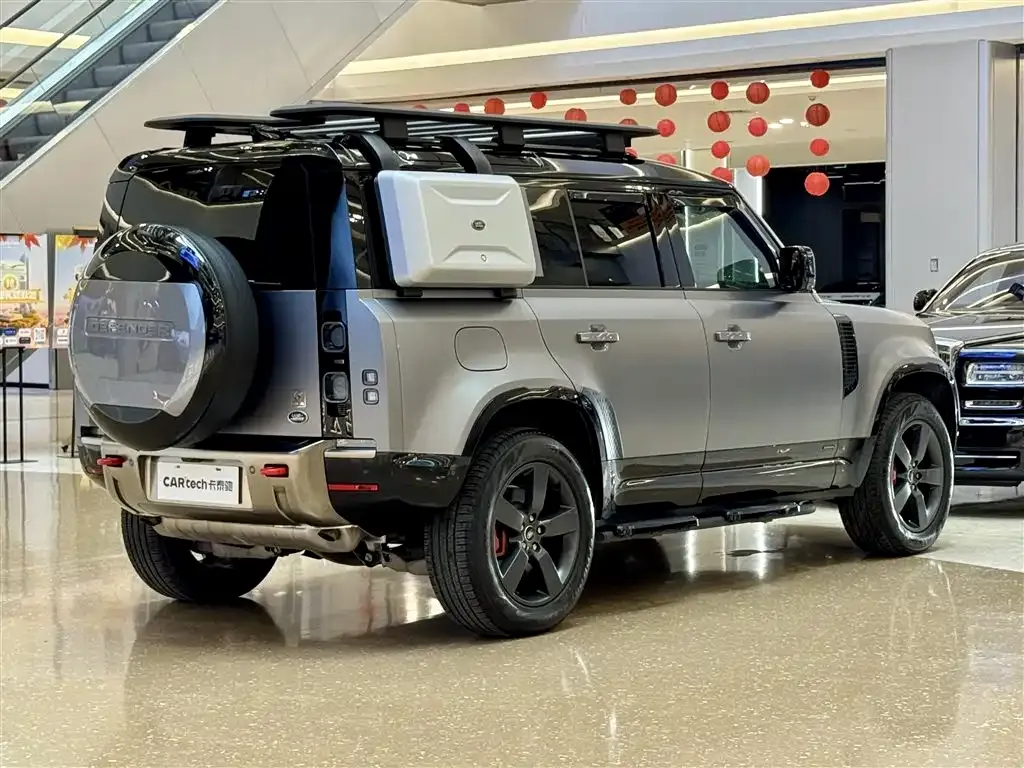 Land Rover Defender — фото 5