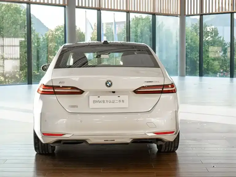BMW i5 2024 из CN, фото 7