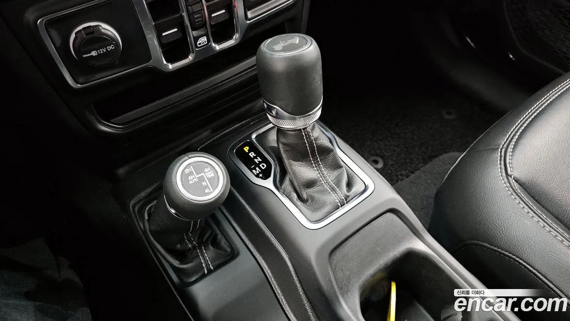 Jeep Wrangler 2022 из KR, фото 9