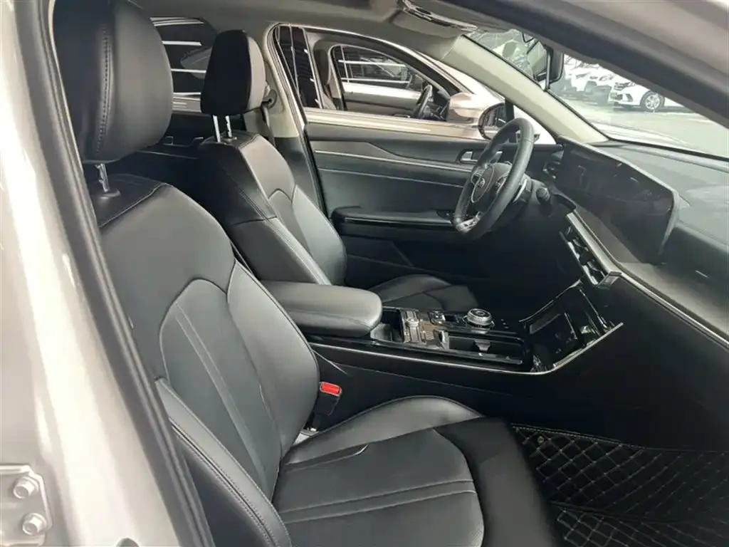 Kia K5 2021 из CN, фото 3