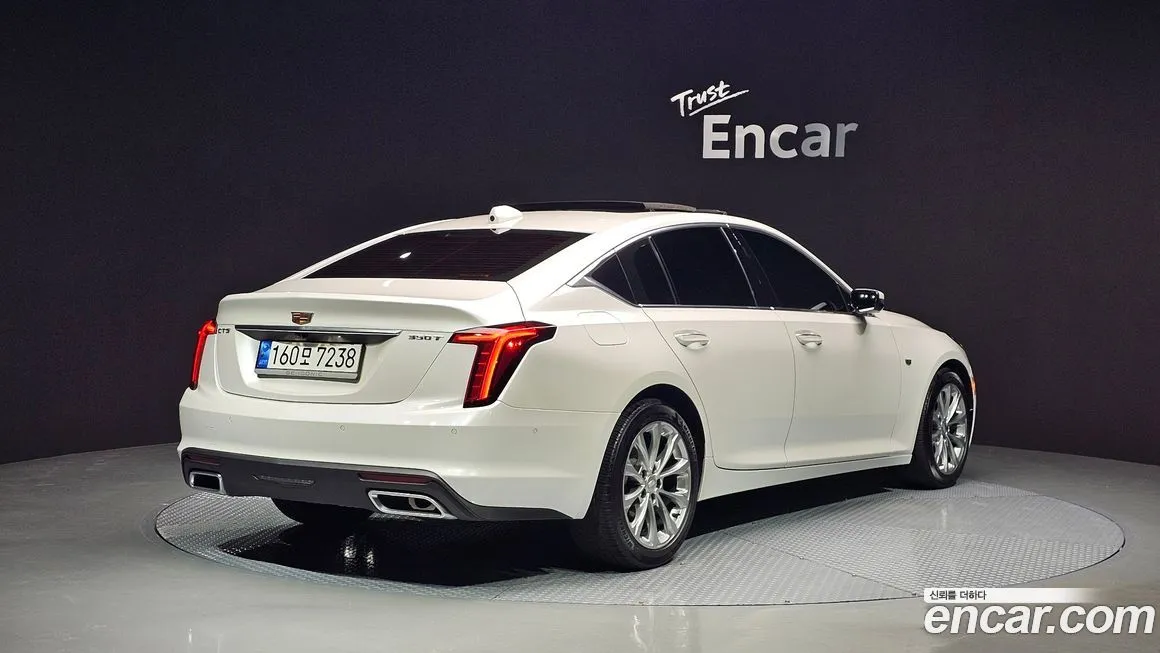 Cadillac CT5 2022 из KR, фото 2