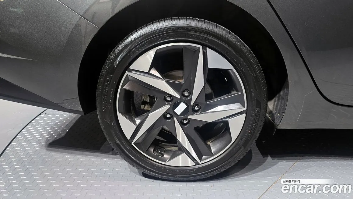 Hyundai AVANTE 2021 из KR, фото 5