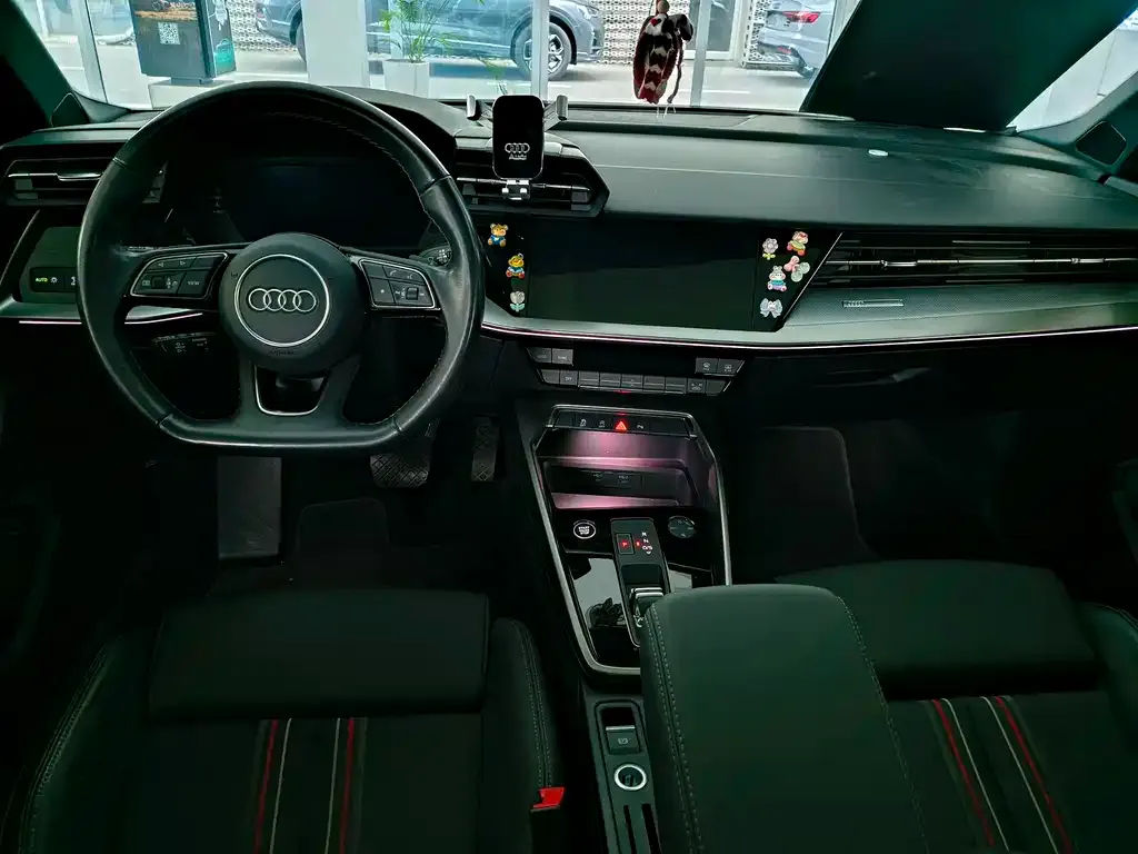 Audi A3 2024 из CN, фото 7
