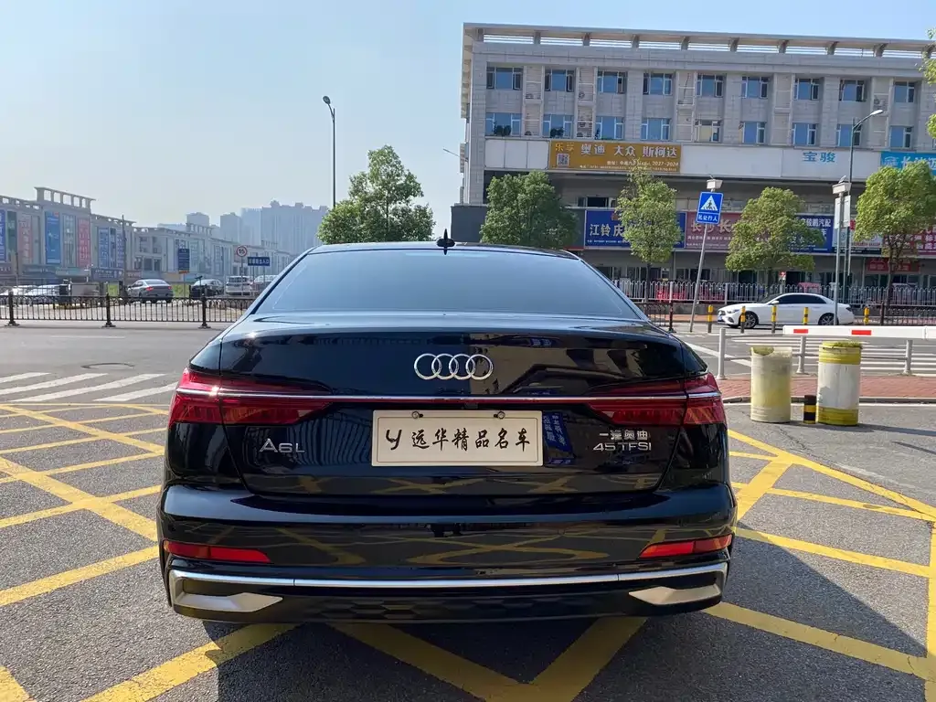 Audi A6L 2024 из CN, фото 7