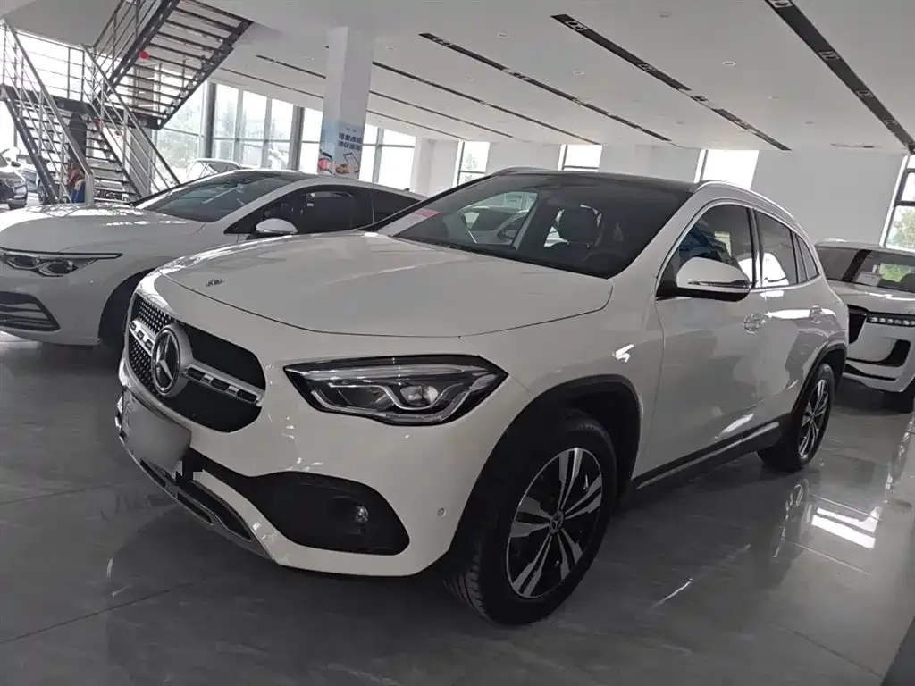 Mercedes-Benz GLA 2023 из CN, фото 1