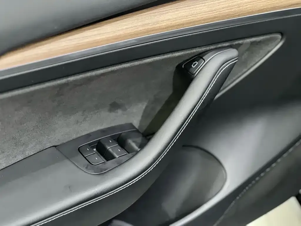 Tesla Model 3 2021 из CN, фото 8
