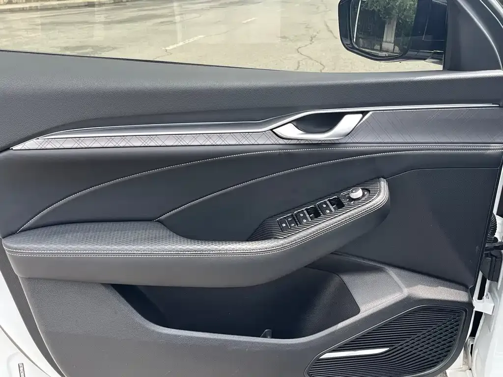 Geely Xingrui 2022 из CN, фото 4
