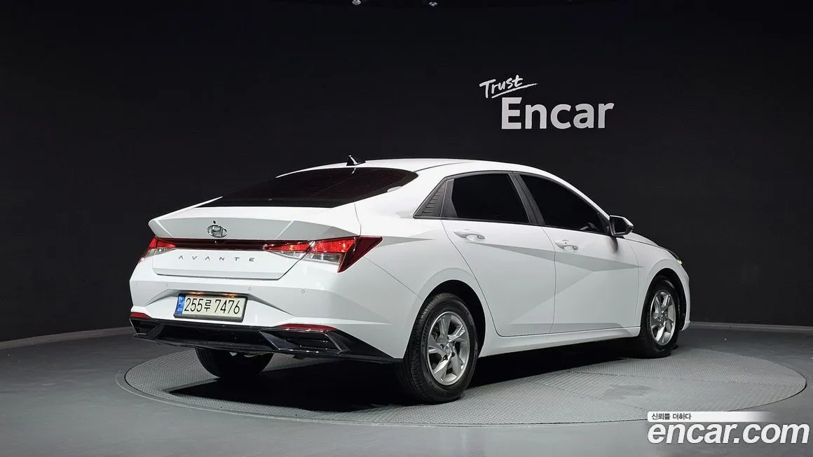 Hyundai AVANTE 2022 из KR, фото 2