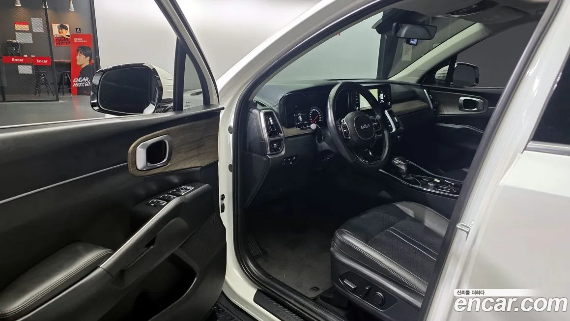 Kia Sorento — фото 10
